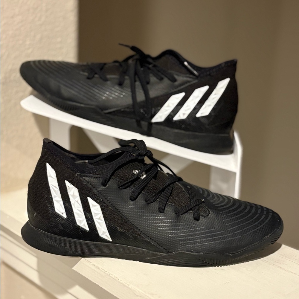 Adidas Predator Edge .3 Black Indoor Soccer Shoes Cleats Youth Size 6Y  GZ2891